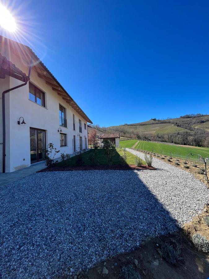فندق Le Cornici - Cascina Di Charme Diano dʼAlba المظهر الخارجي الصورة